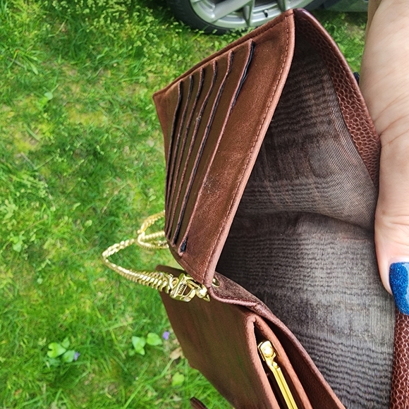 Chanel Bordeaux Caviar Leather CC Logo Long - Picture 10 of 12